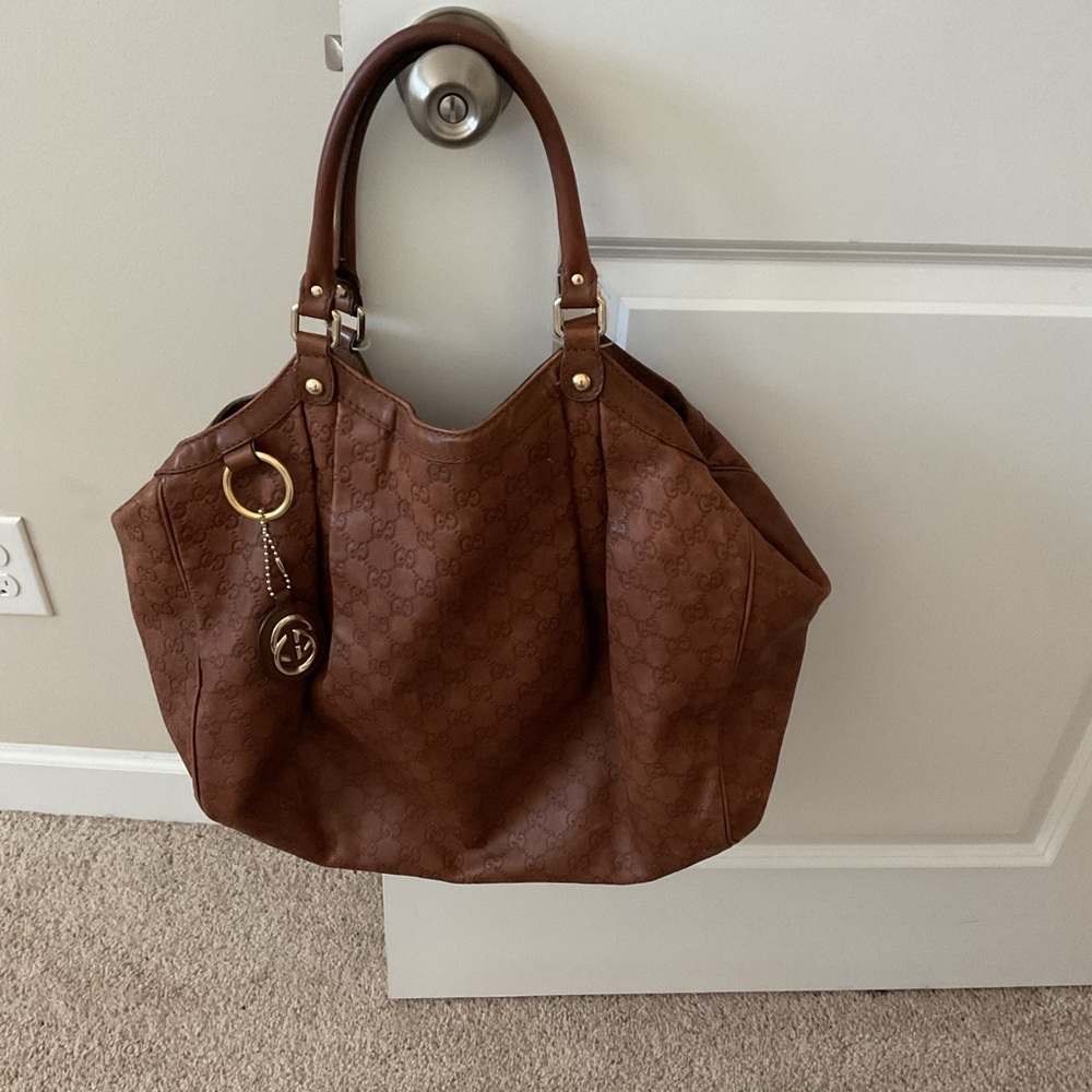 GUCCI SUKEY LEATHER TOTE & WALLET
